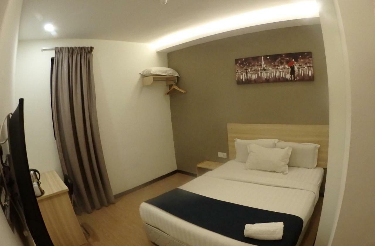 1 Orange Hotel Sungai Buloh Extérieur photo